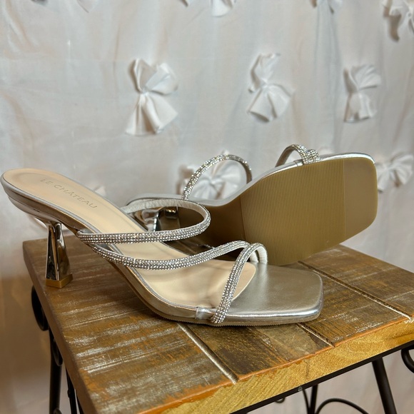 Le Chateau High Heel Sandal With Rhinestones - Picture 3 of 5